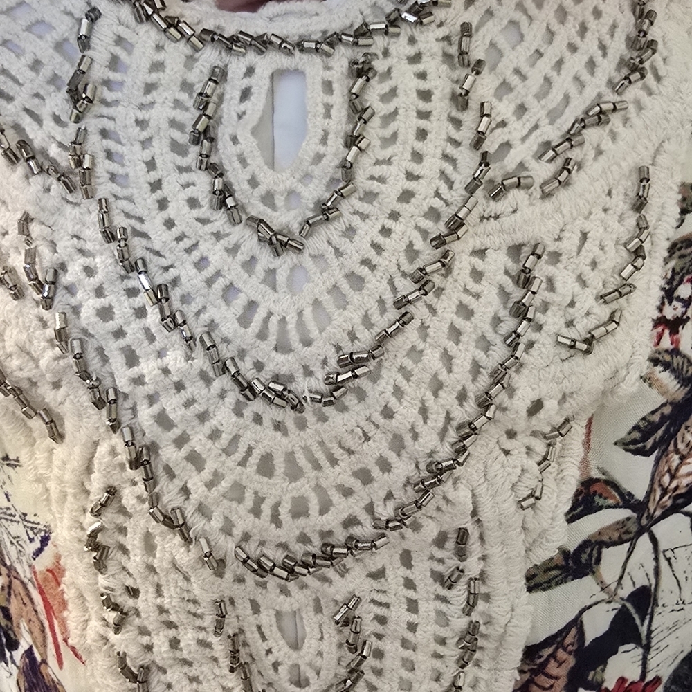 Coco+Carmern Floral Cover Up With Embroidery & Bead Accents, Size S/M (1205) - Picture 3 of 7